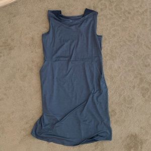 Women’s Columbia Dress. Size large